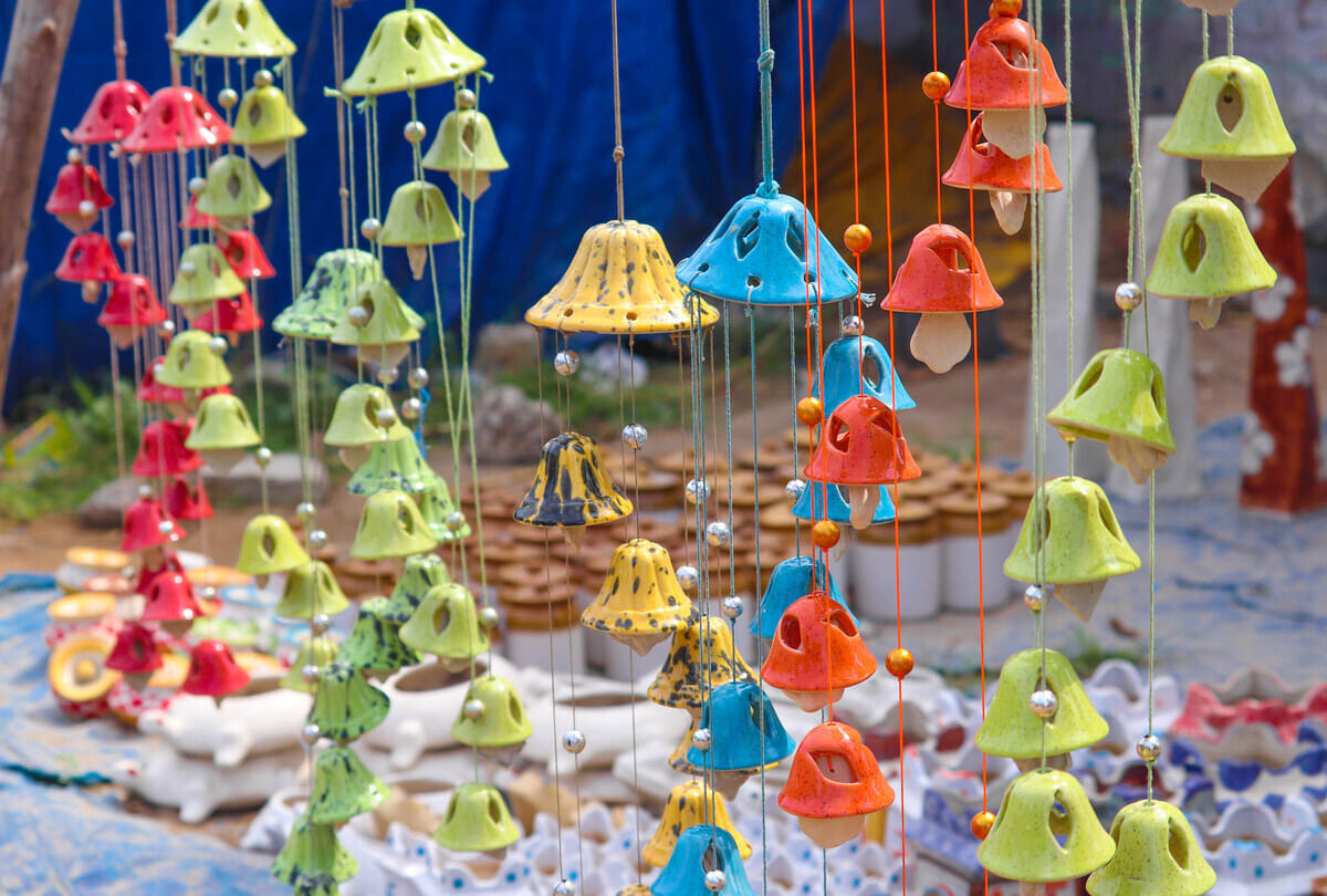 Wind chimes Choose the direction of wind chime according to the metal