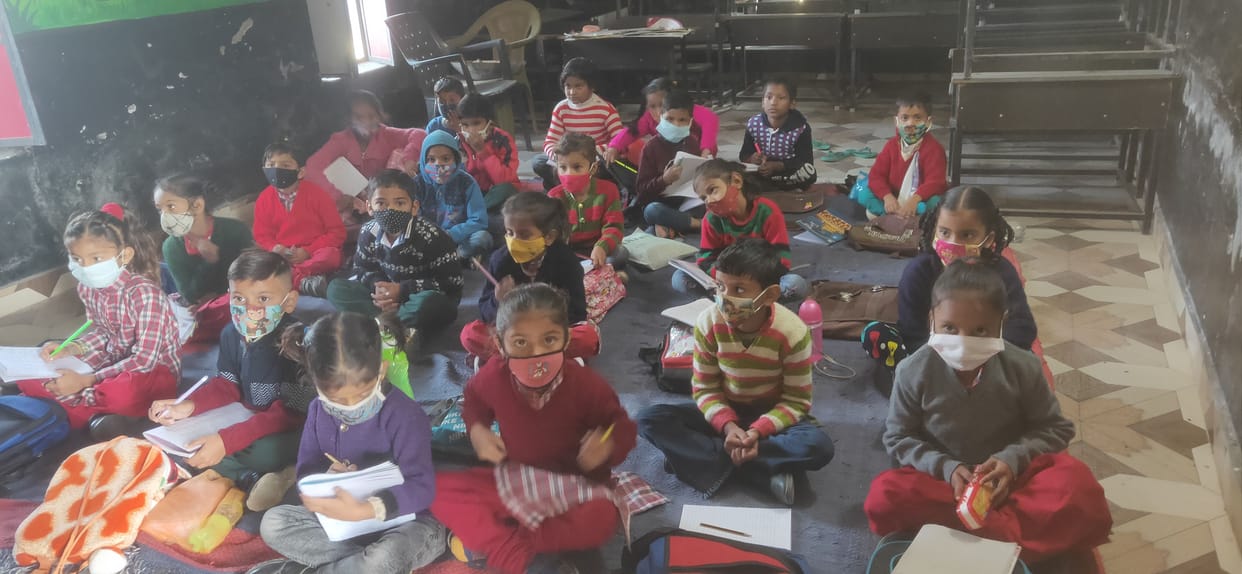 5185 students of Una district reached school for the first time