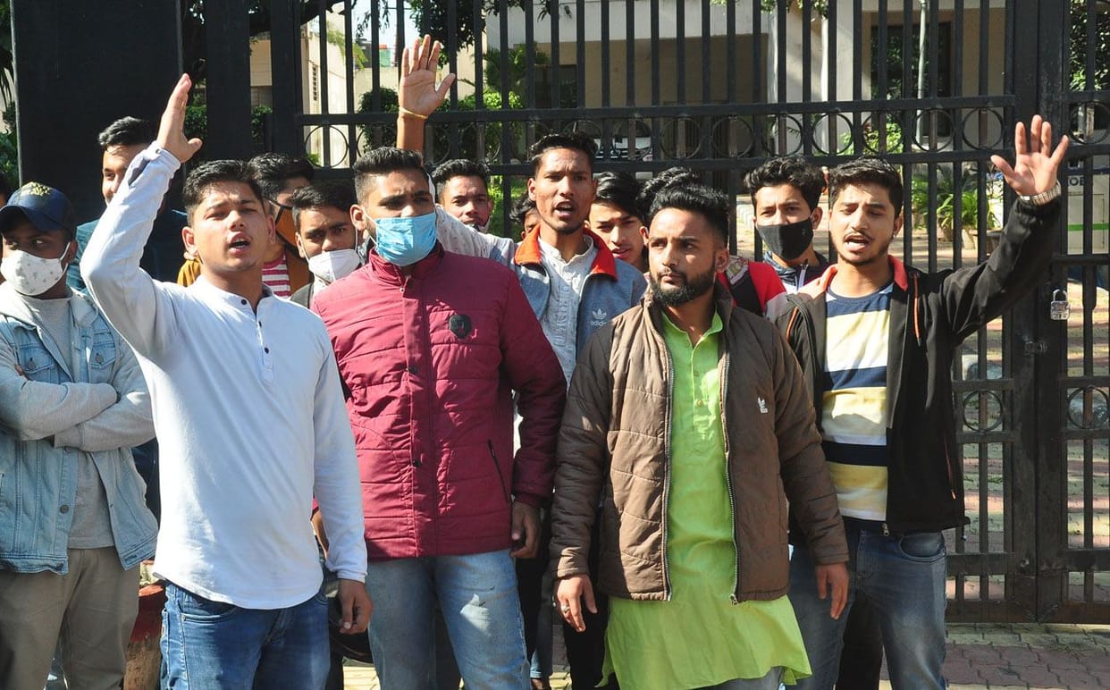 Student organization demonstration at Vice Chancellor's Secretariat