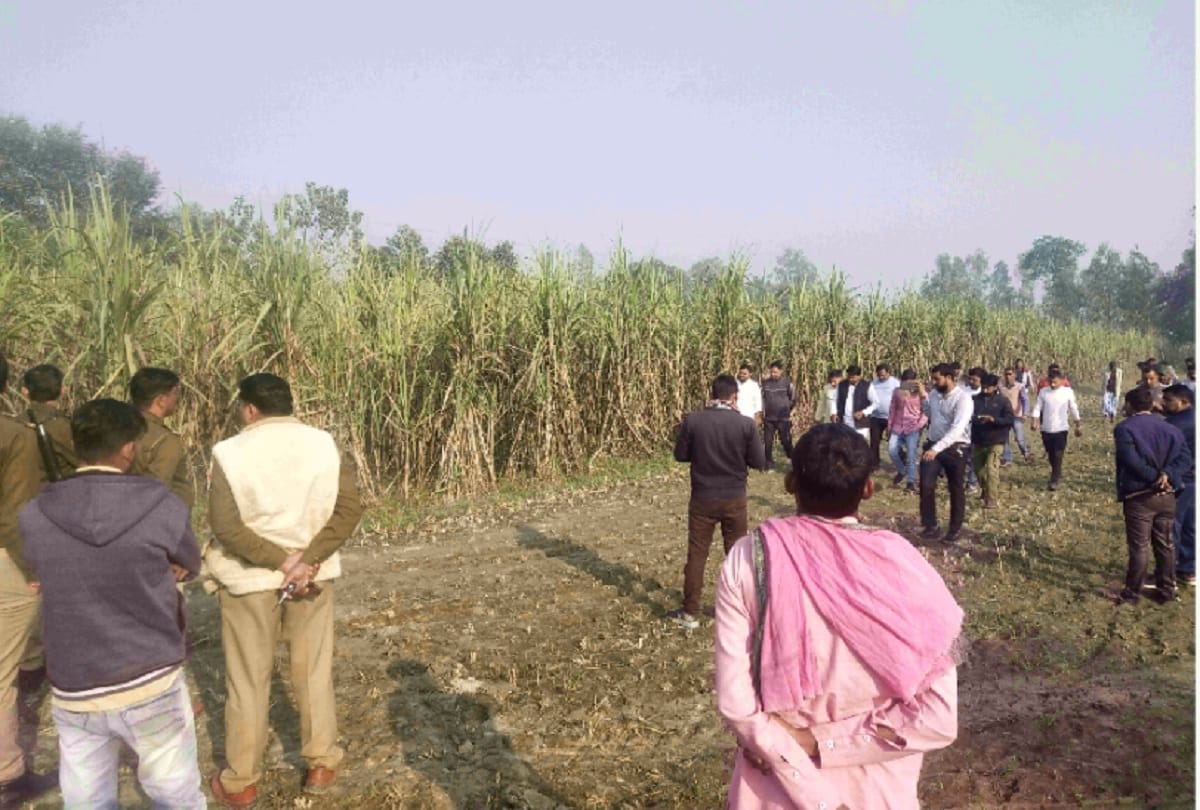 Pilibhit gang rape murder case Where dead body of girl student found drunkards gather there police do not pay attention