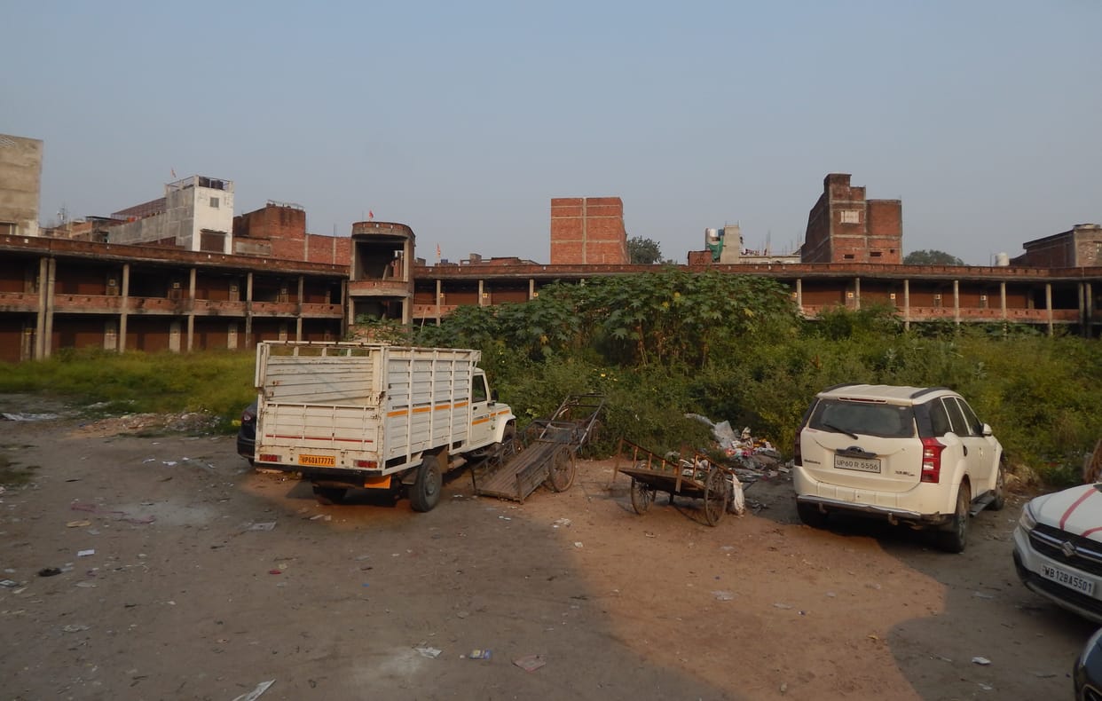 128 projects worth more than 50 lakhs, only seven completed