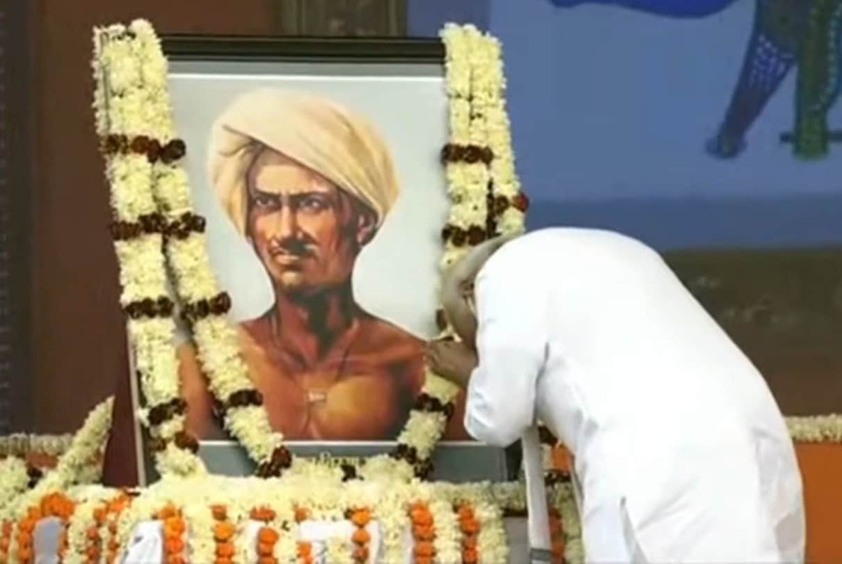 Narendra Modi among tribals: Janjatiya Gaurav Divas in 10 pictures