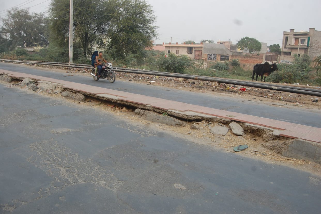 The dividers built between the roads were broken, the danger increased