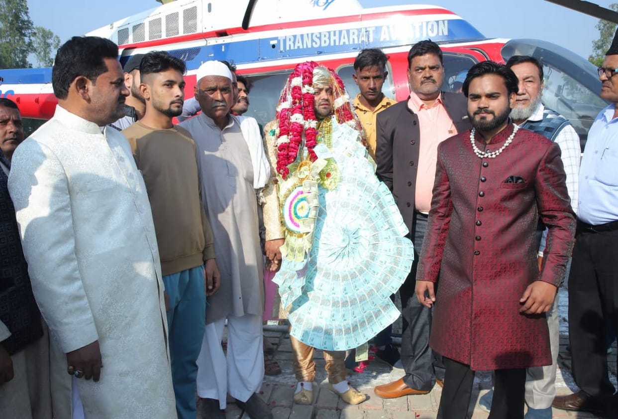 groom arrived by helicopter