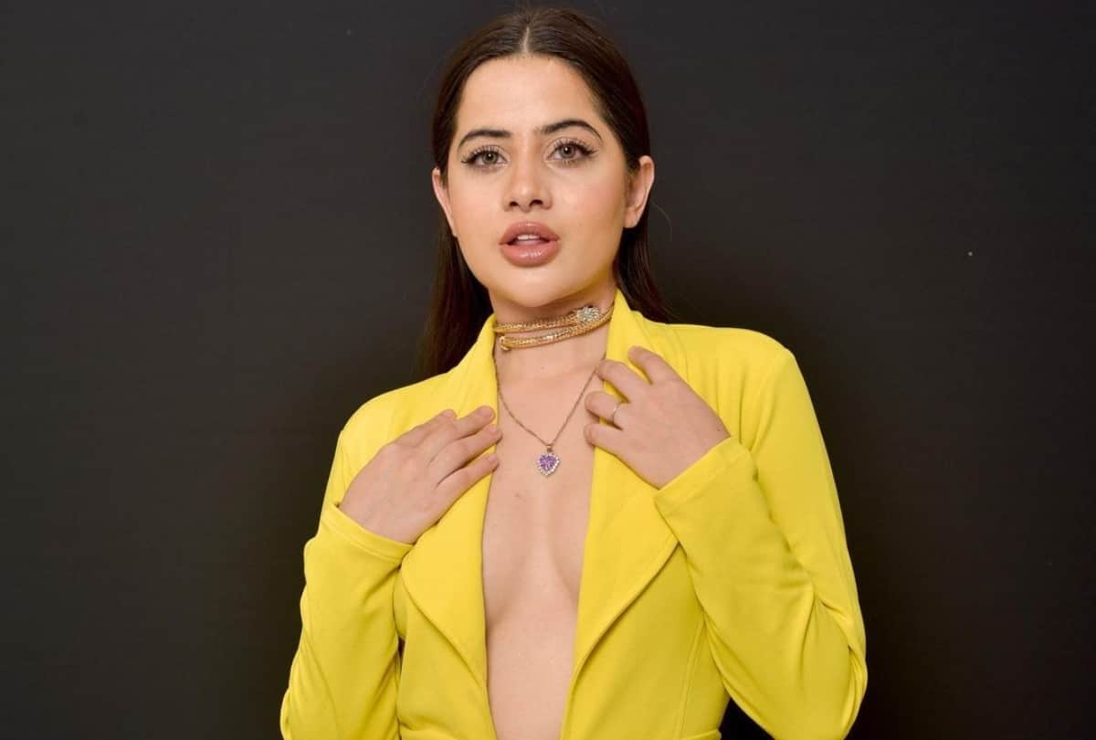 urfi javed trolled for yellow bra and leather pants shows new necklace