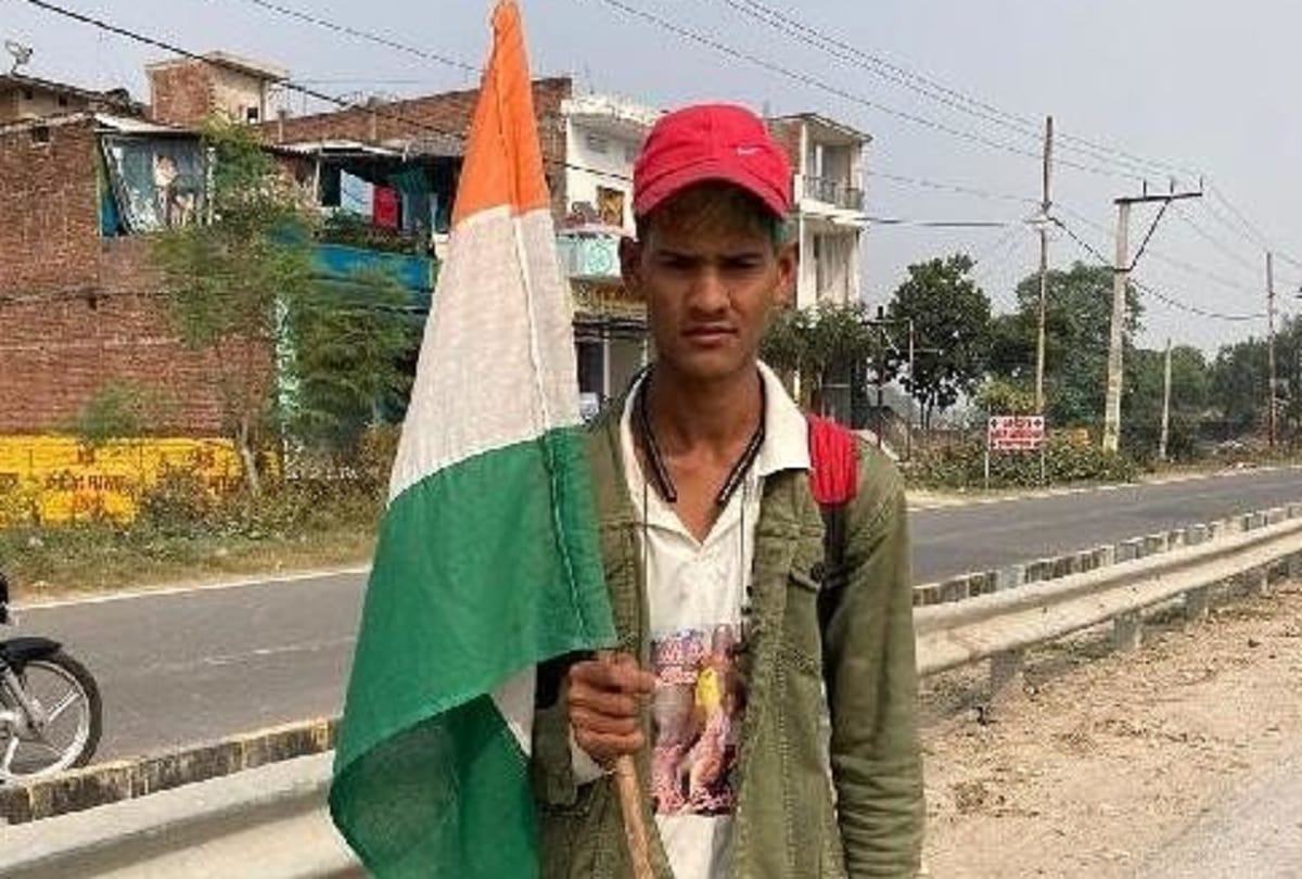 Youth left for Ranchi from Haryana on foot to meet MS Dhoni