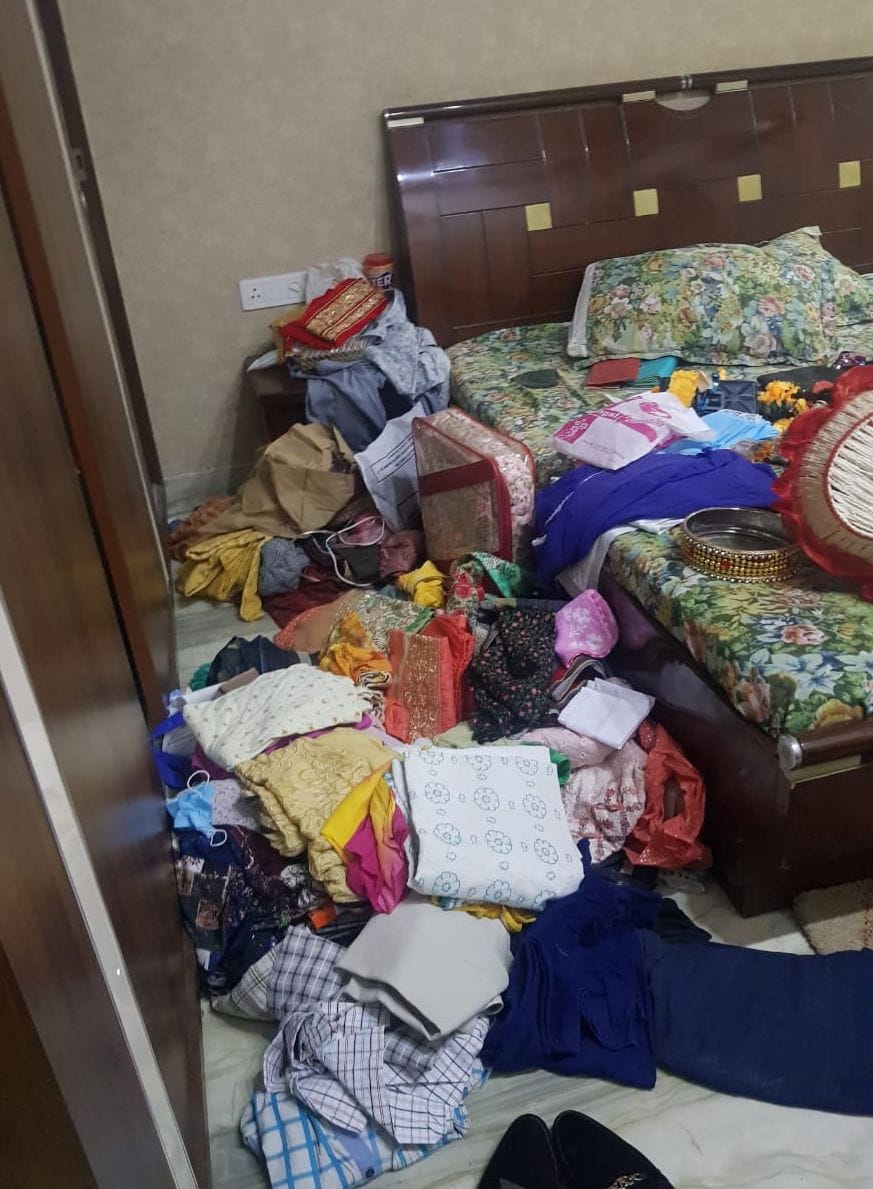 14.5 lakh cash, 52 tola gold stolen in Sector-25 Part-2