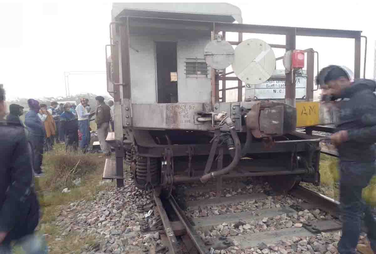 Auraiya: wheel of a goods train derailed from the track