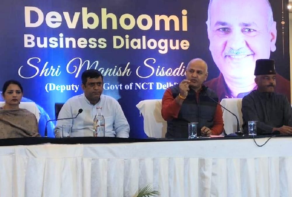 Uttarakhand News: Manish Sisodia told Punjab And Haryana responsible for Delhi Pollution