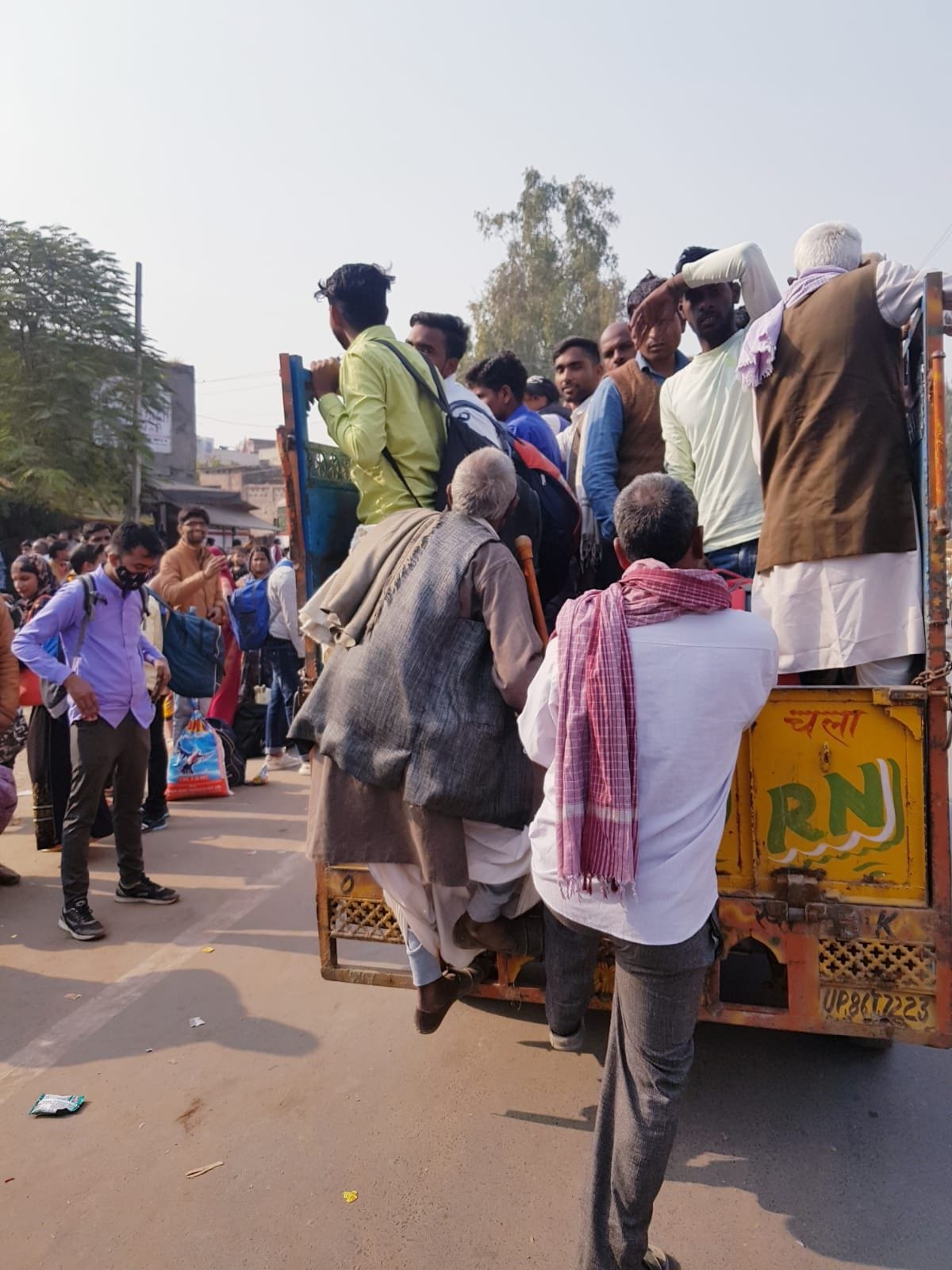 The secret of the gangsters on Agra Road, the contracted buses gasped