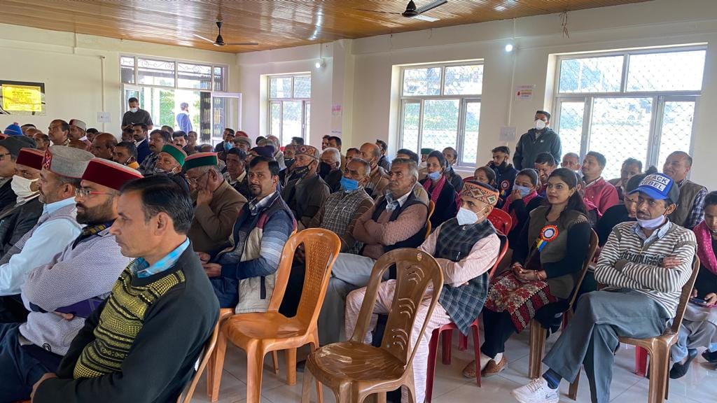317 registerd socaities and 80000 members in sirmaur bijender singh