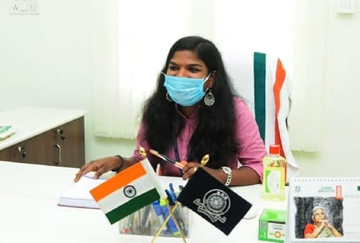 IAS Sreedhanya Suresh Biography Kerala First Tribal Woman Pass UPSC Exam 2018