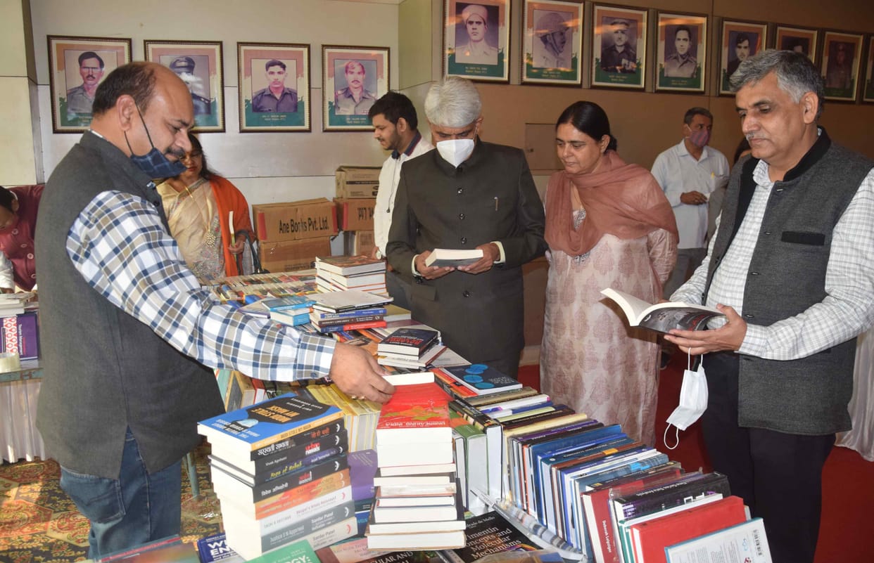 Books guide in life: Vice Chancellor