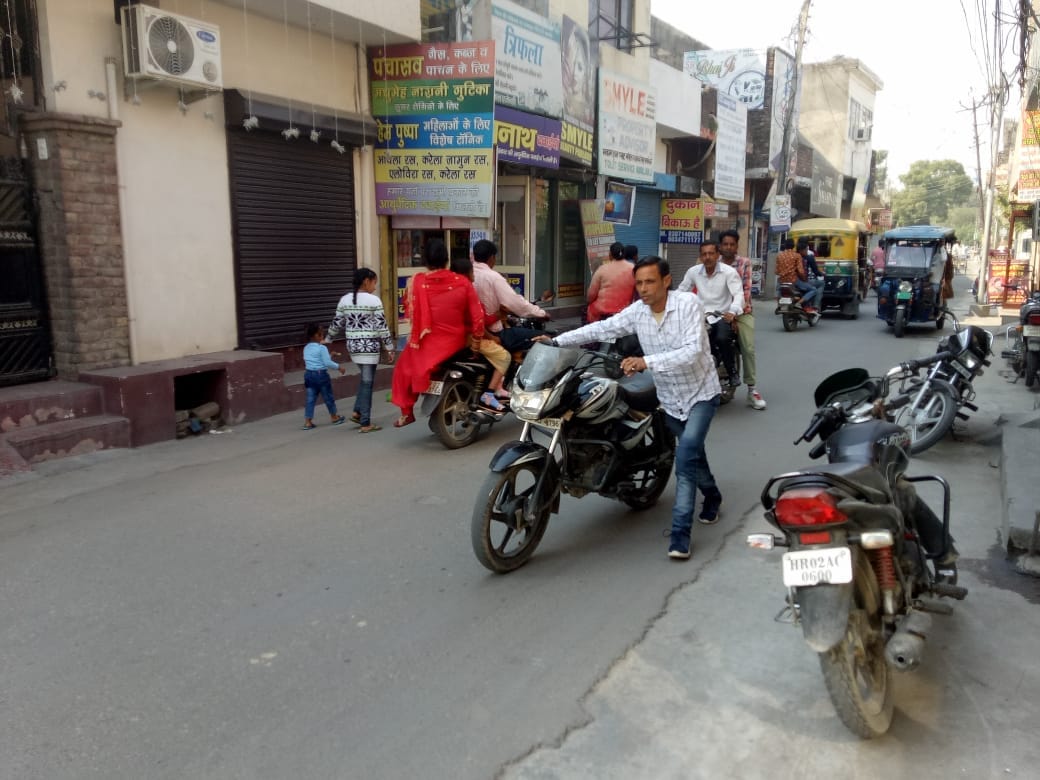 All the petrol pumps of the district remained closed due to the operators strike, Yamunanagar