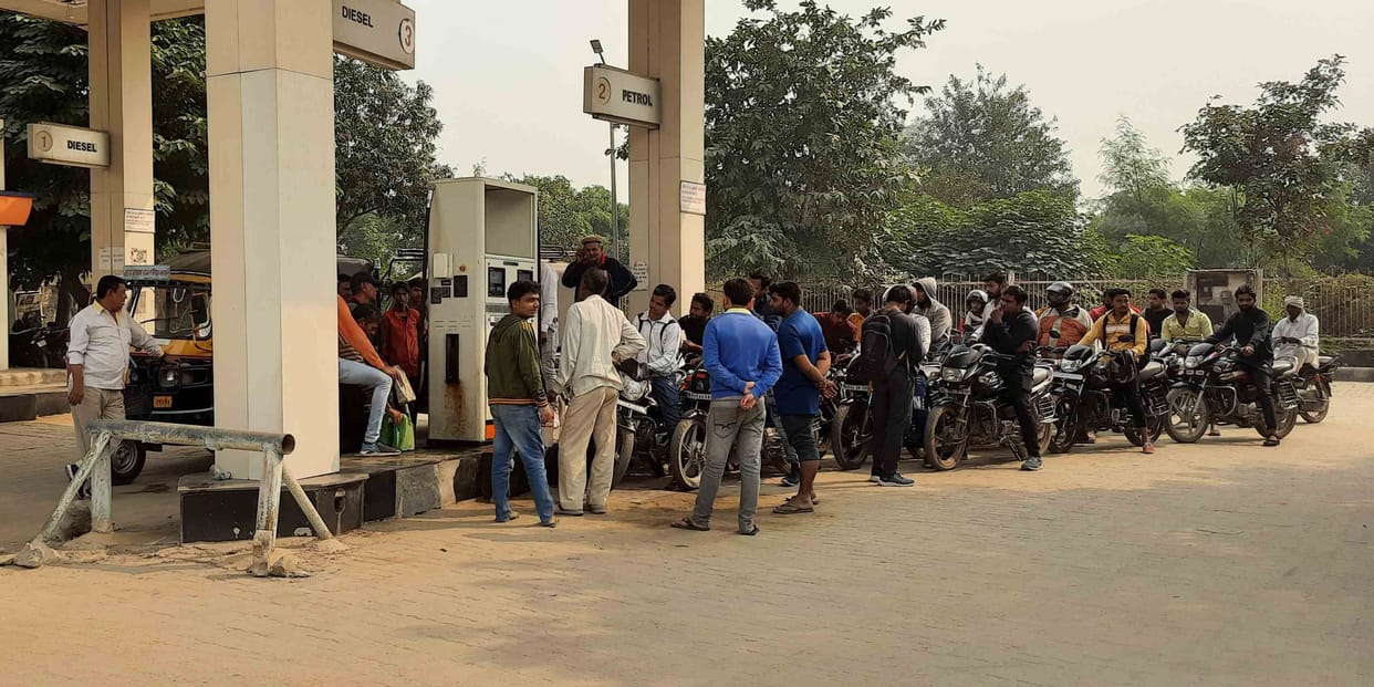 186 petrol pumps remained closed in Sonipat for 12 hours, there was a rush at government pumps
