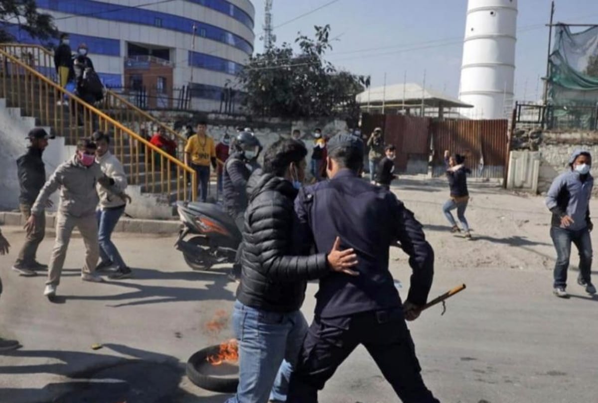 135 people arrested during strike in Nepal