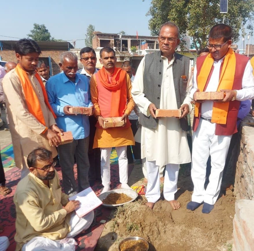 Foundation stone laid for Rajendra Singh Gate in village Hasanpur