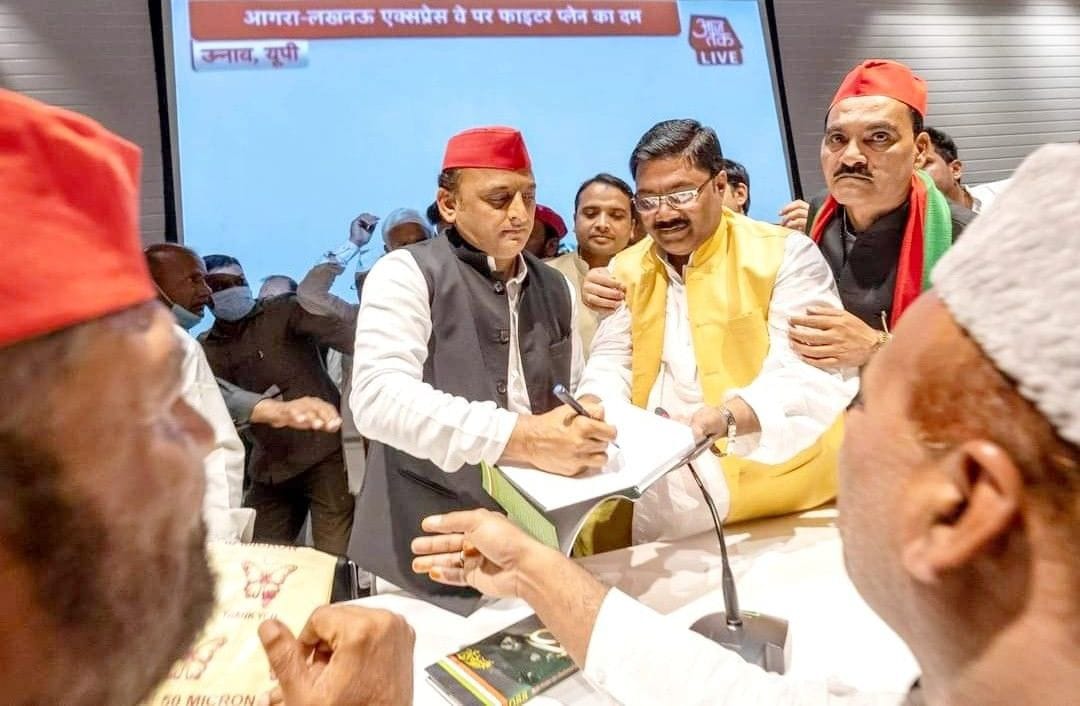 Political leaders changed party before the election