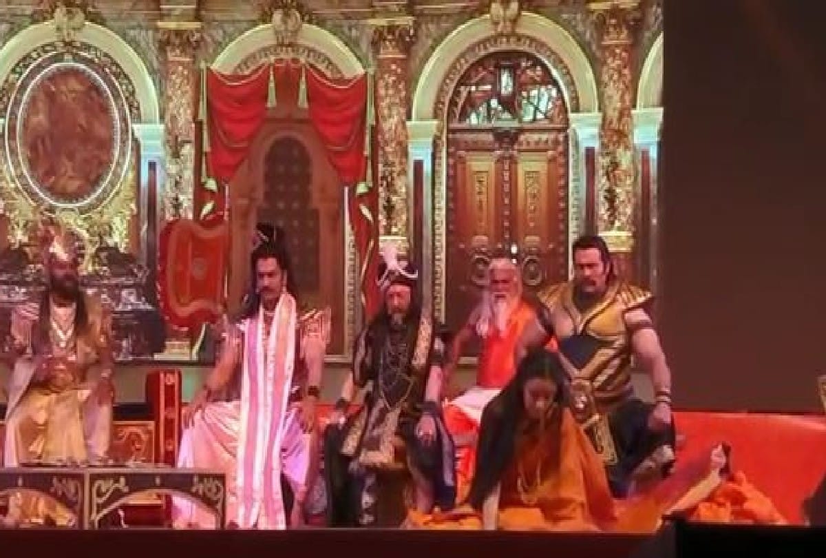 Actor Puneet Issar Perform To Stage Mahabharata Drama In braj raj utsav In Mathura