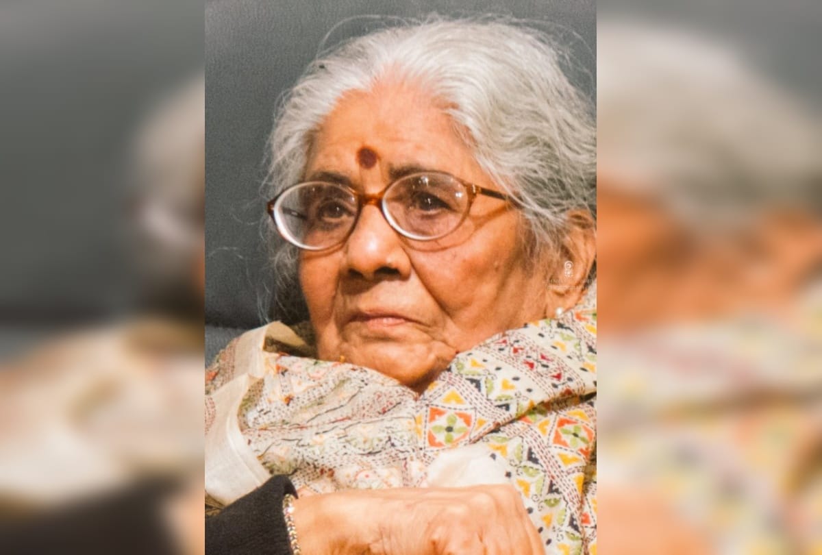 Mannu Bhandari passes away at the age of 90 years storyteller of the changing social reality