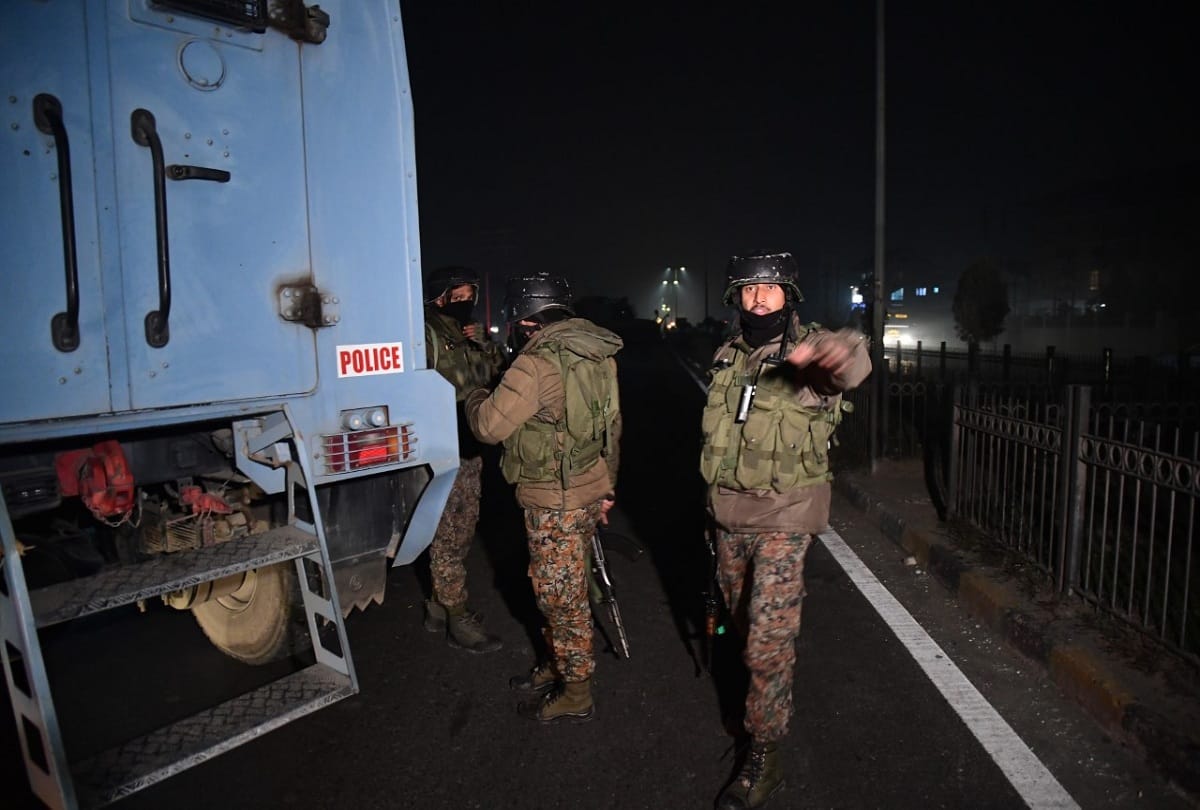 srinagar encounter kashmir zone ig Vijay Kumar said Pakistani terrorist and one local from Banihal has been killed
