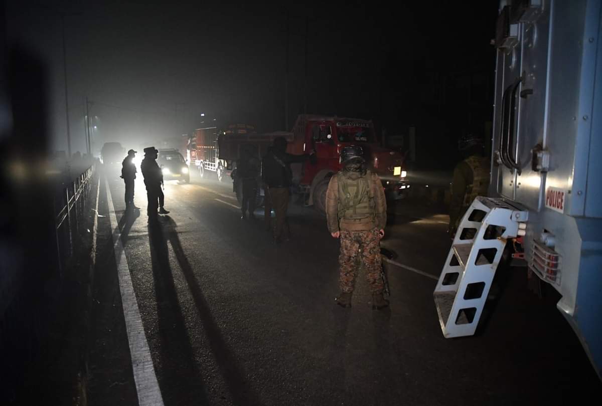 srinagar encounter kashmir zone ig Vijay Kumar said Pakistani terrorist and one local from Banihal has been killed