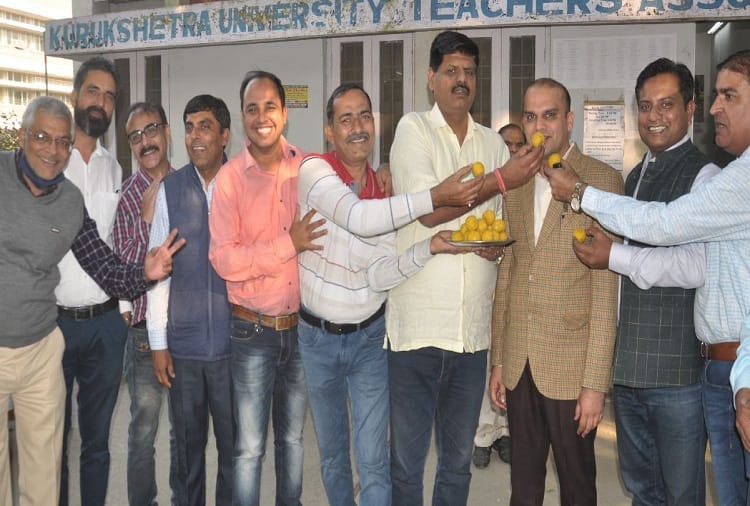 Dr. Vivek won the Kurukshetra University Teachers Association election