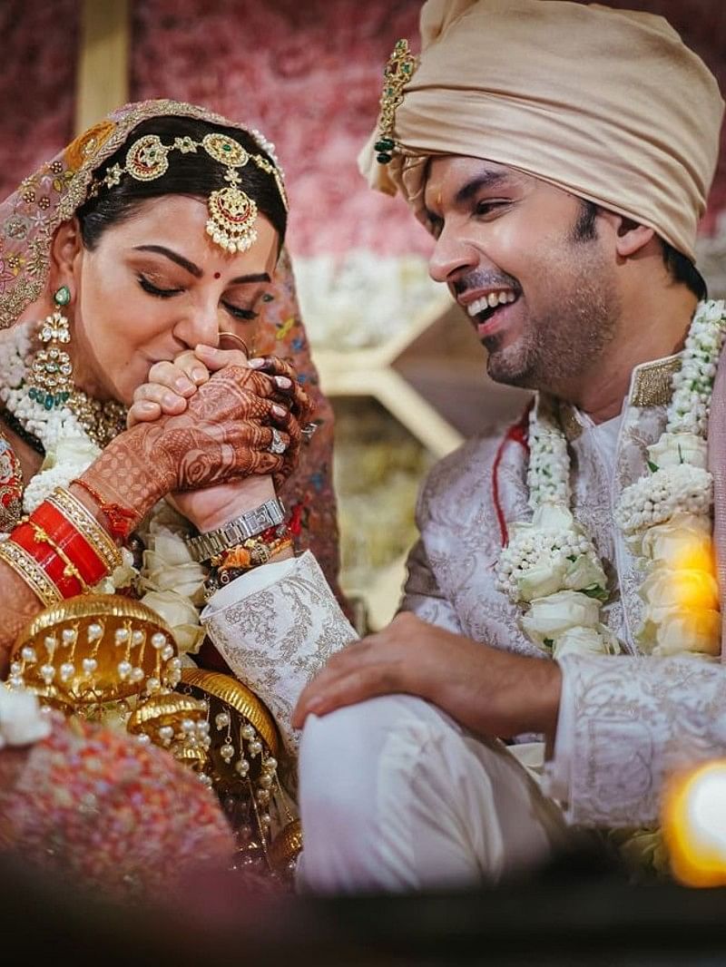 Fairy-tale Indian bride and groom. https://www.maharaniweddings.com/g… |  Indian wedding photography couples, Wedding couple pictures, Indian bride  photography poses