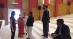 गांव सूई में ऑडिटोरियम का जायजा लेतीं समाजसेवी श्रीकृष्ण जिंदल की धर्मपत्नी कृष्णा जिंदल व पुत्
