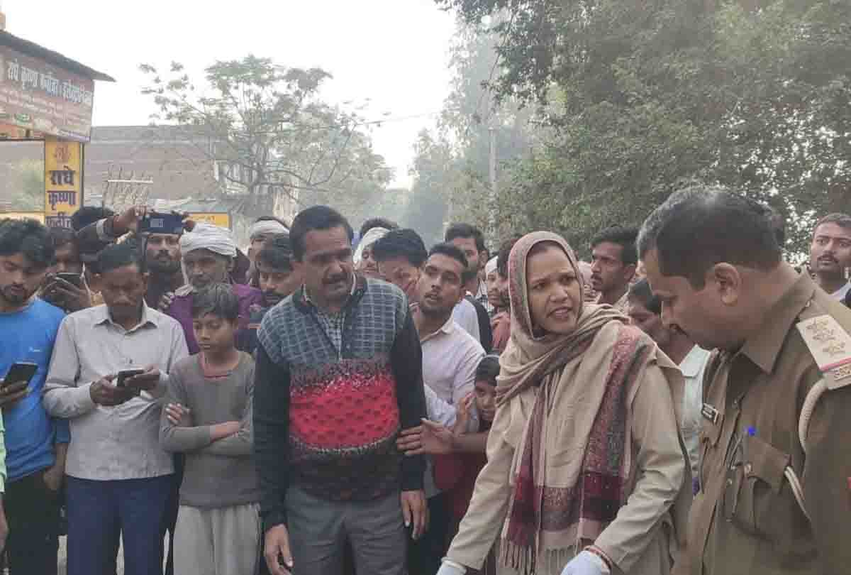 Road accident in Auraiya, teacher died