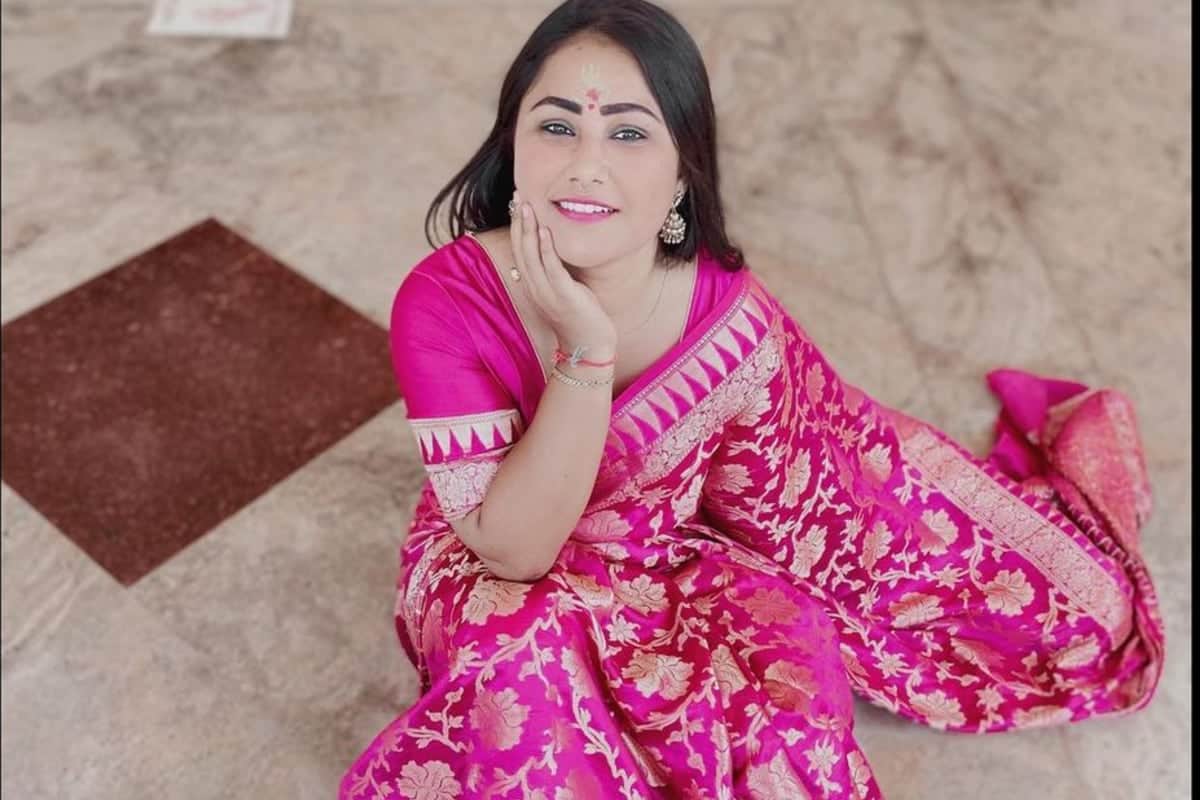 Top 5 Bhojpuri Actresses Look Stylish and fashionable In Real Life Photos