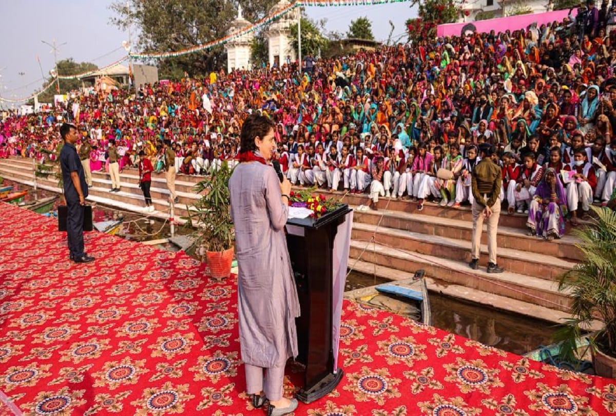 Priyanka Gandhi wins hearts of Bundelis in Chitrakoot