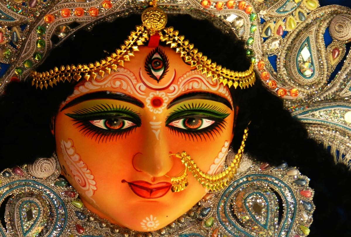 Panch Dev Puja vidhi Worship surya dev Maa Durga  Lord Ganesha Lord Shiva Lord Vishnu  every day to get wealth prosperity and happiness