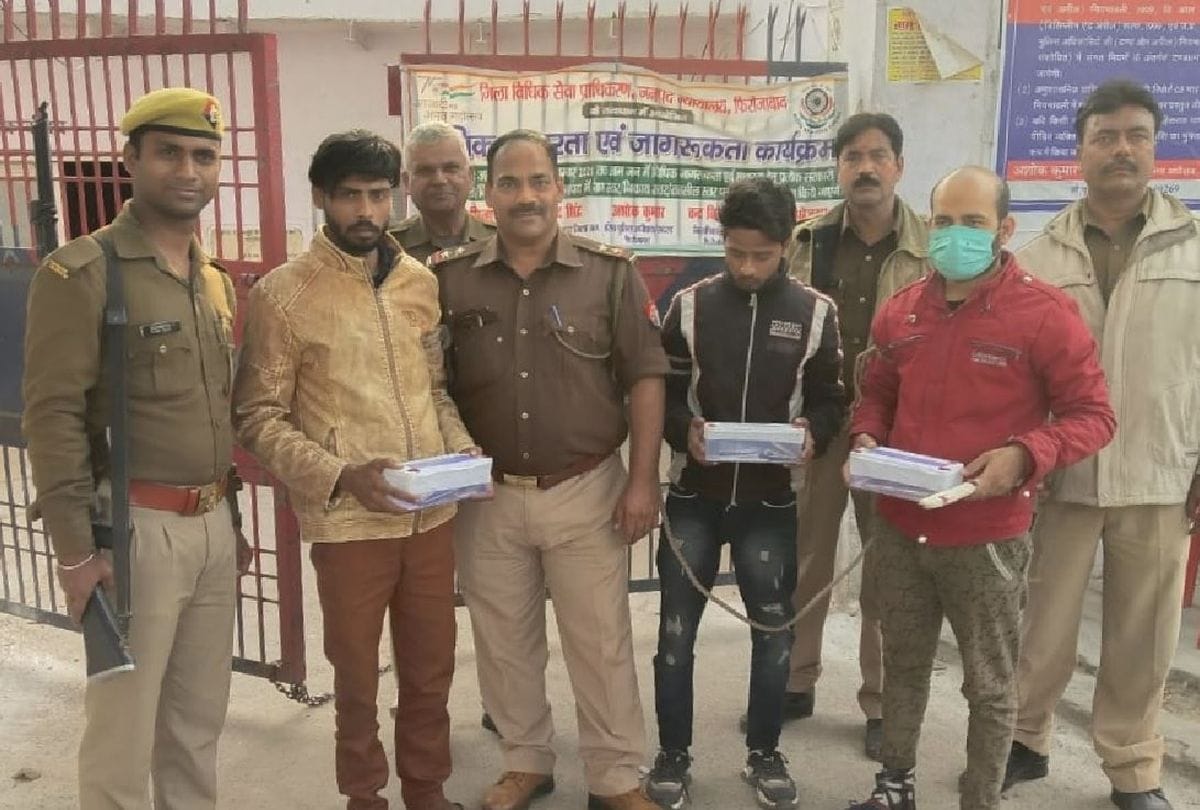 Police arrested three thieves in Firozabad