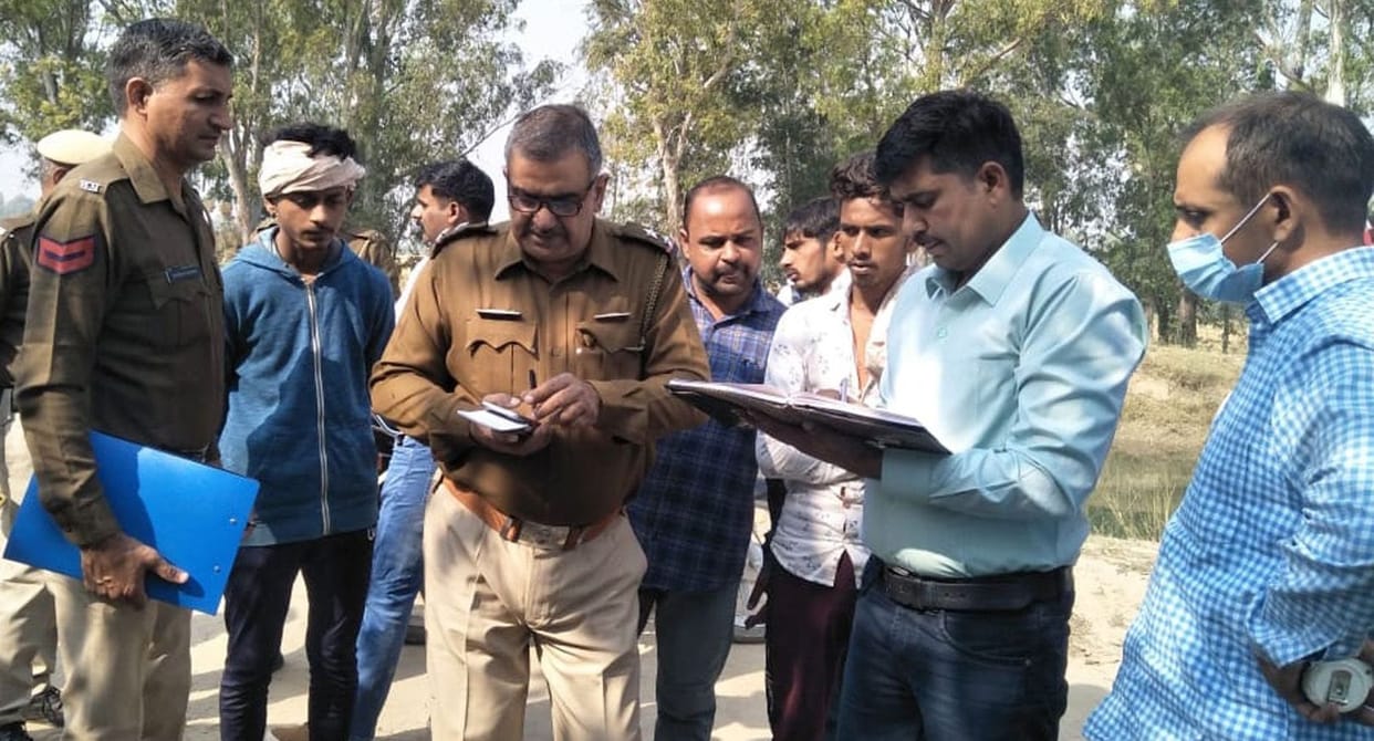 dead body found hanging on tree among bushes near sirsa branch canal