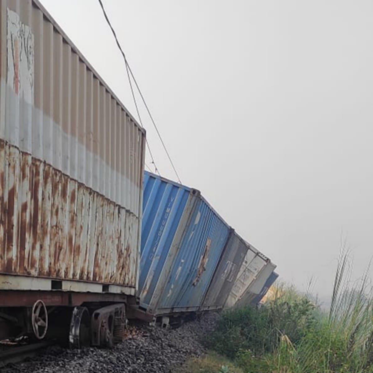trains including Kalka Mail diverted: trains also canceled due to goods train derailment in gaya