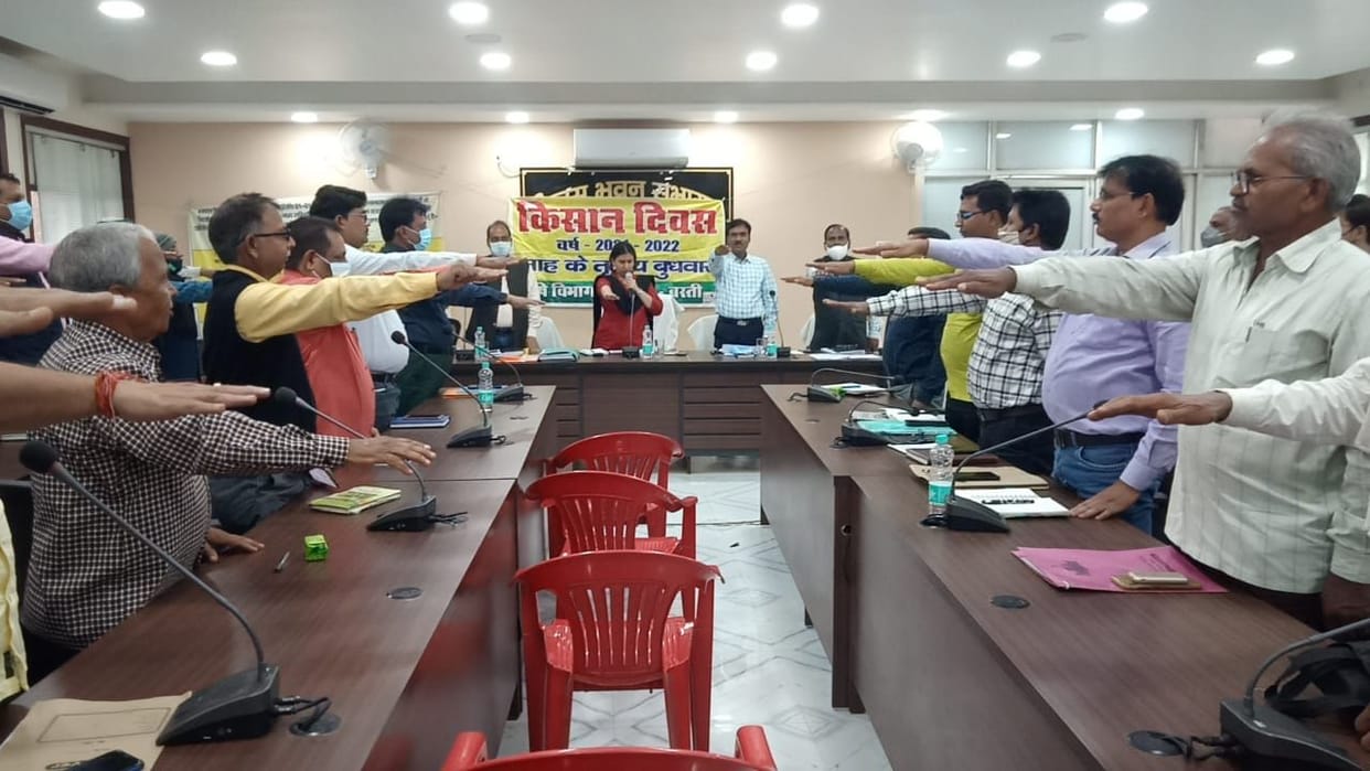 DM administered the oath of voter awareness
