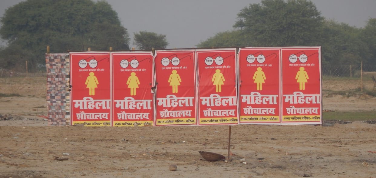 Ganga Ghat started decorating to welcome Dev Deepawali and Kartik Purnima bath