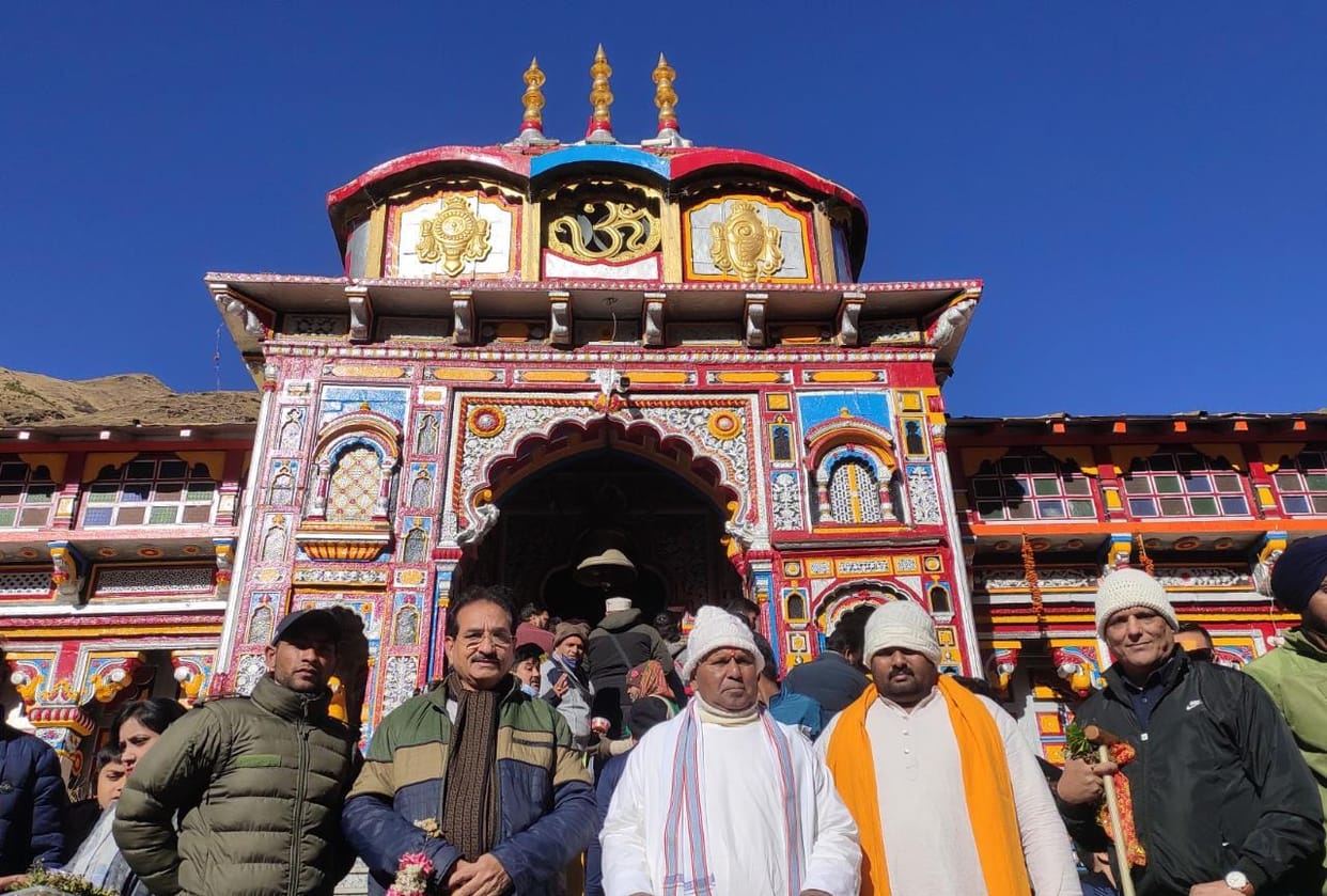 uttarakhand news: Prime Minister younger brother Pankaj Modi reached Badrinath Dham