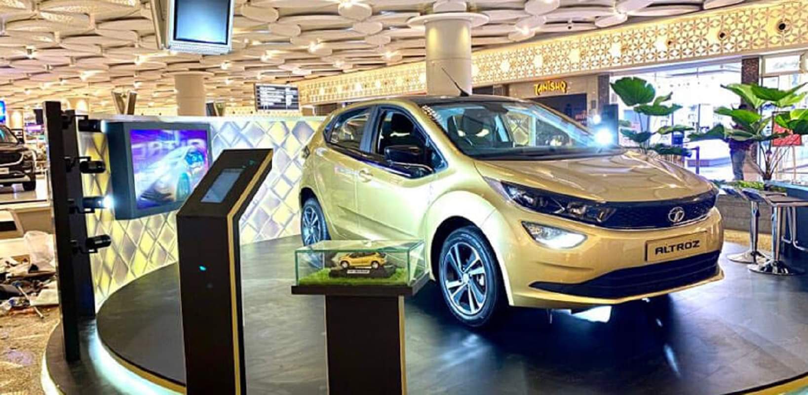 Tata Motors Starts Bookings for Tata Altroz DCA Booking Tata Altroz Dual Clutch Automatic Tata Altroz New Variant Tata Altroz Automatic Tata Motors