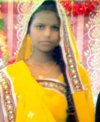 woman committed suicide by hanging