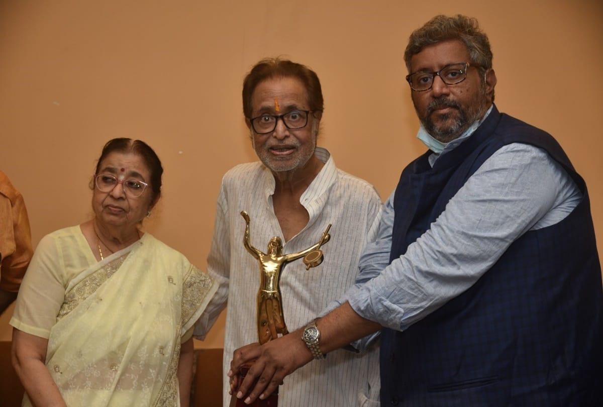dinanath mangeshkar awards 2021 cm uddhav thackeray to honour nana patekar mala sinha prem chopra and more