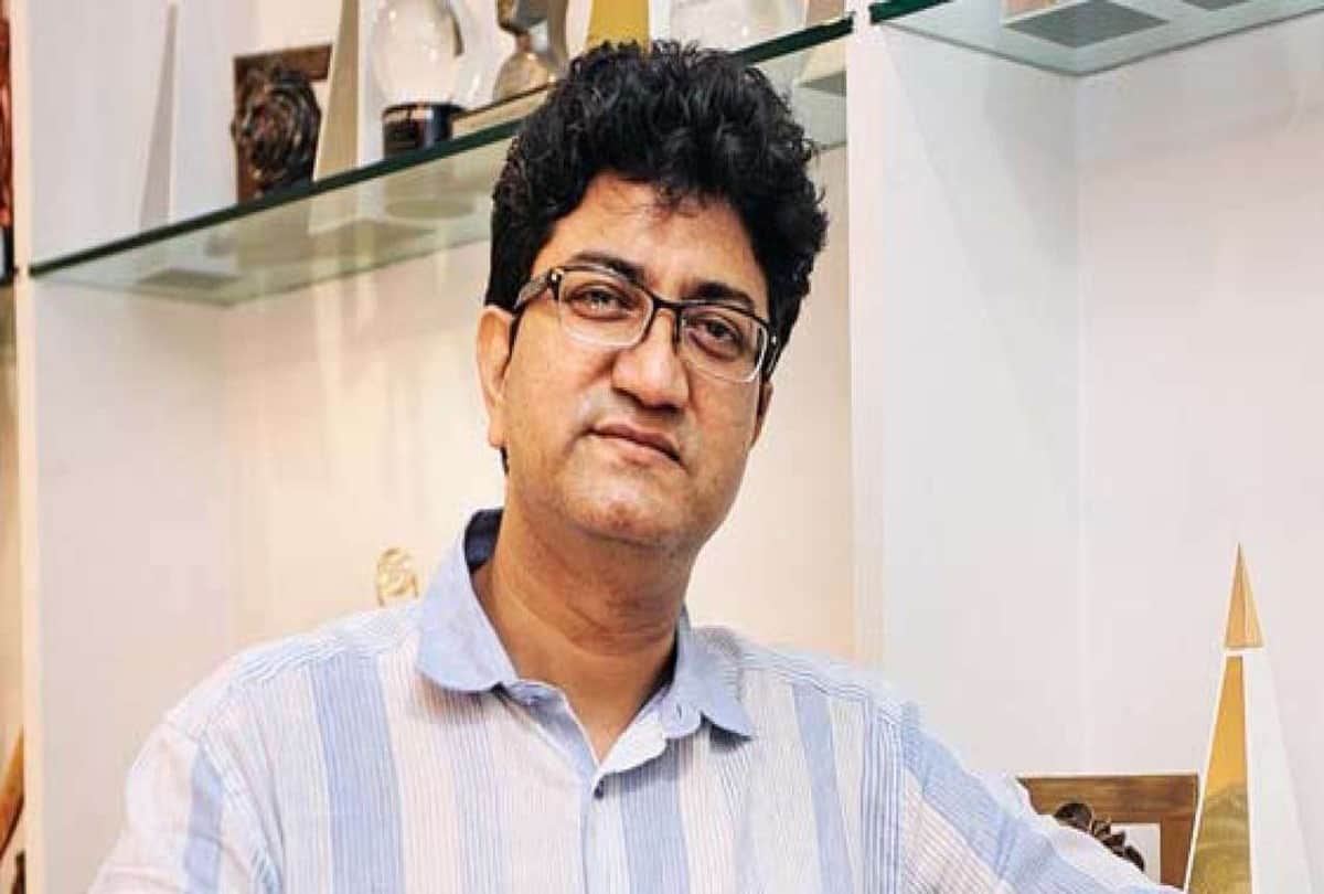 prasoon joshi birthday writer was called from pakistan for his song arziyan know unknown facts about lyricist