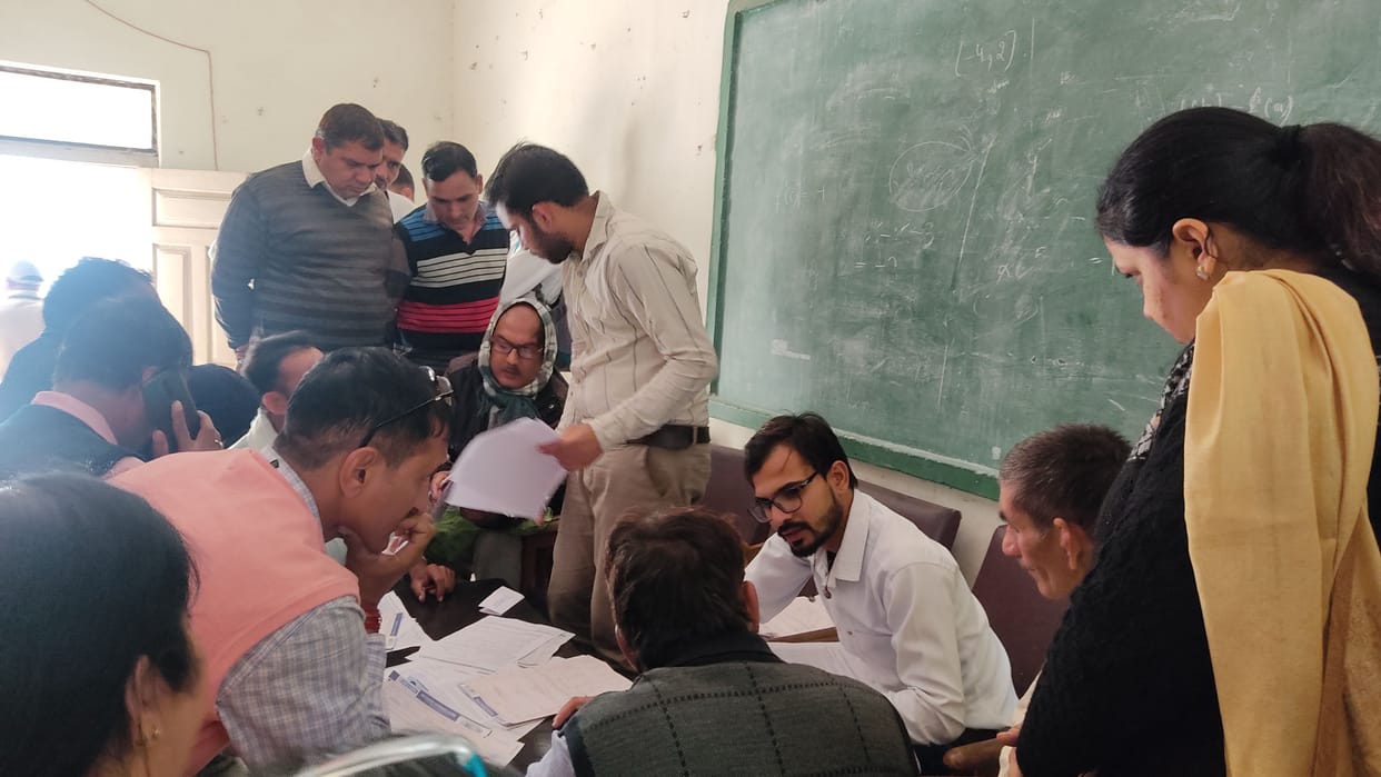 Pressure to come to the camp to open SMC's bank accounts, the in-charge left the school and wandered all day
