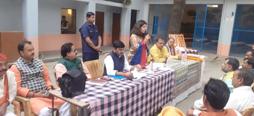 Seeing BJP's support base, the opposition came on its knees
