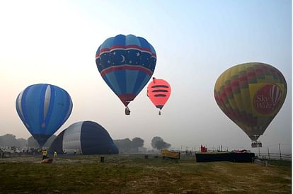 हॉट एयर बैलून राइड से देखें ताज: 200 फीट ऊपर से मिलेगा नया रोमांच, एक बार में आठ पर्यटक भर सकेंगे उड़ान Agra Visits Taj Mahal On Hot Air Ballon Ride Taj Carnival