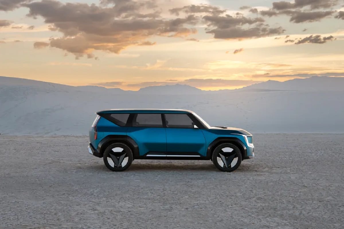 Kia India releses first teaser of Kia EV9 concept to debut at Auto Expo 2023 News in Hindi