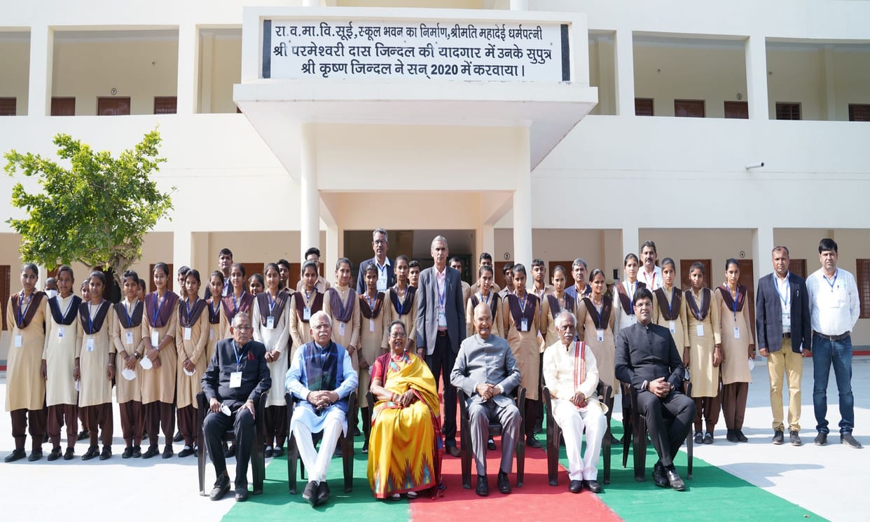 President asked students Priyanka and Arzoo the names, said - very good names, very good sons, all the best