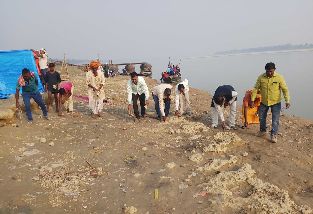 Attractive decoration of Ghats for Dev Deepawali