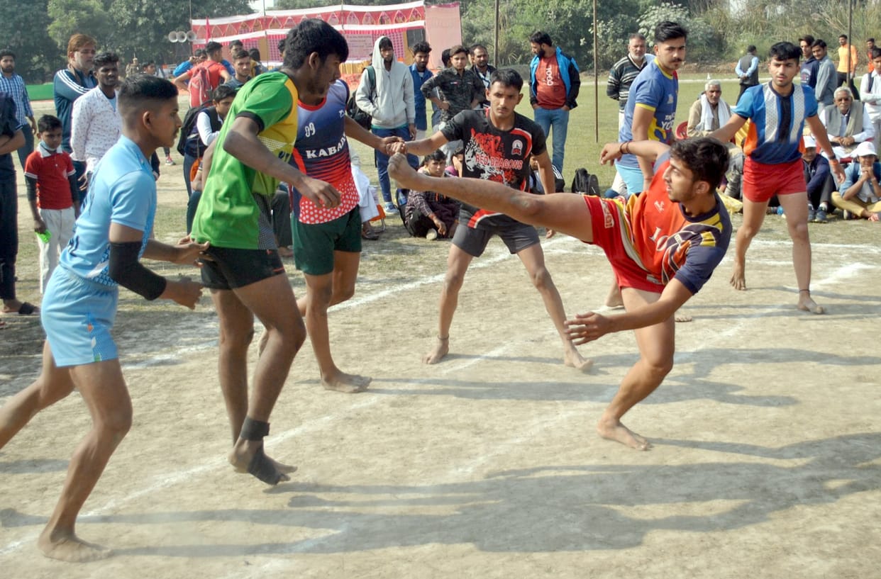 Butari in Volleyball and Bharsi team won in Kabaddi